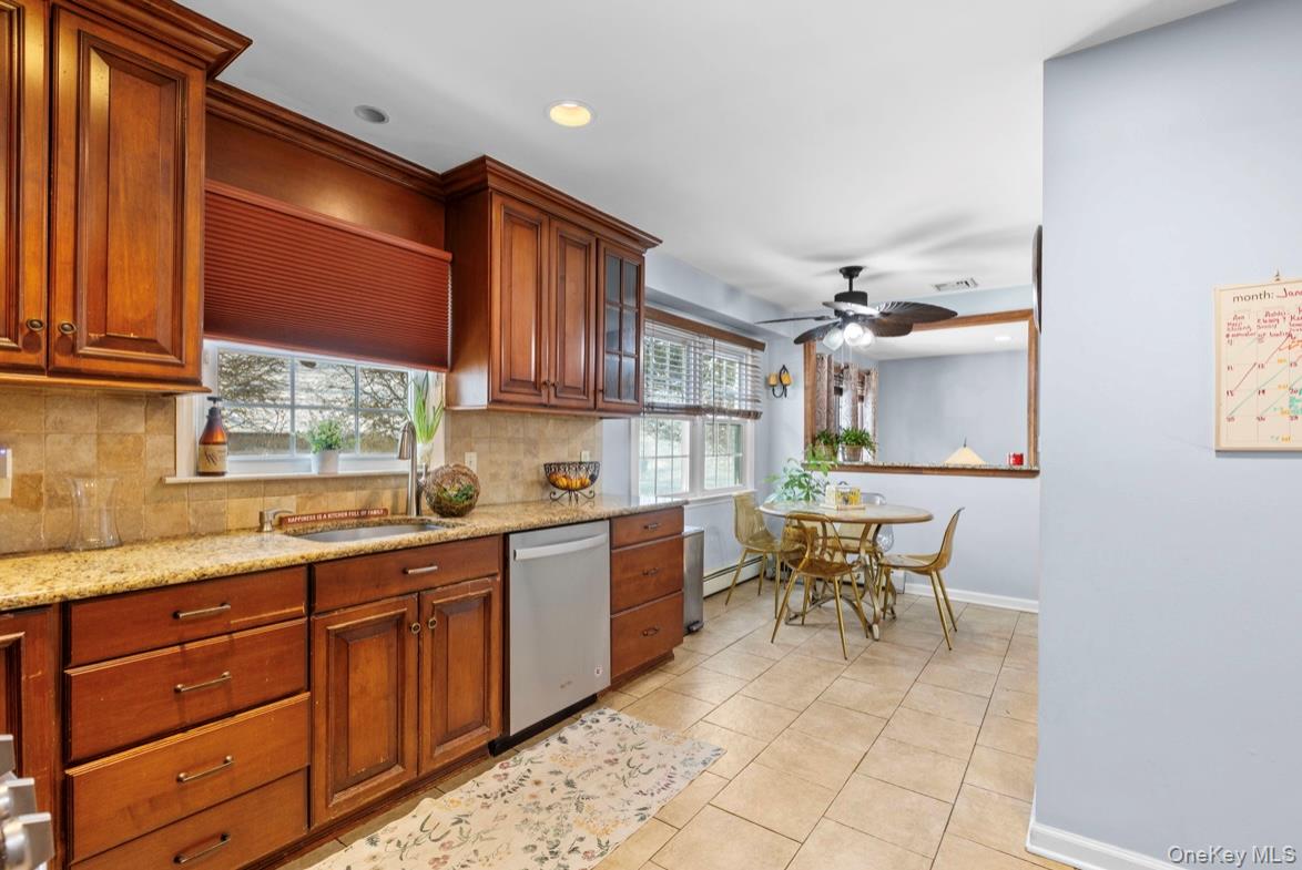 18 Moreland Road, New City, NY 10956