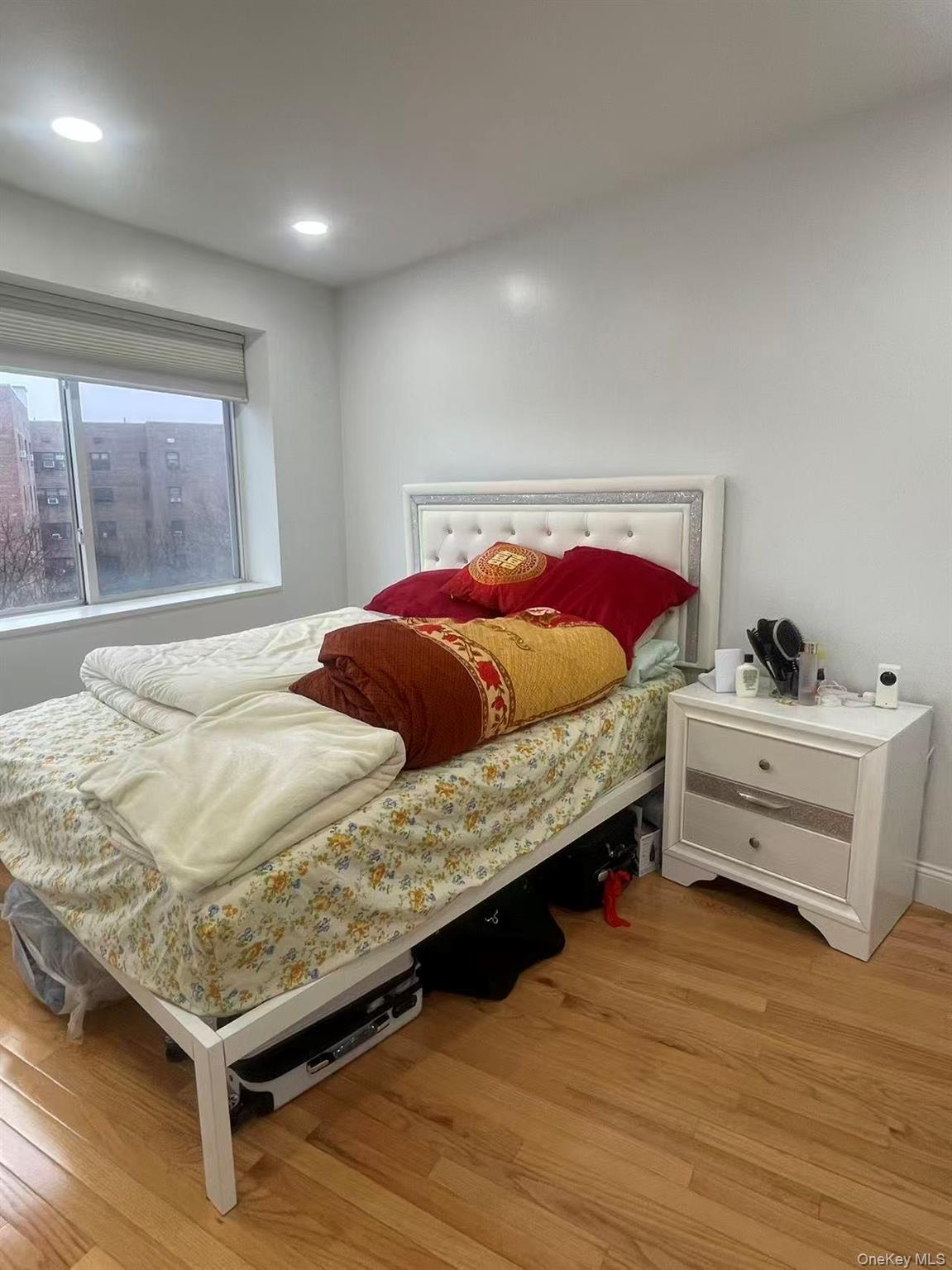 137-08 31 Road # 6E, Flushing, NY 11354