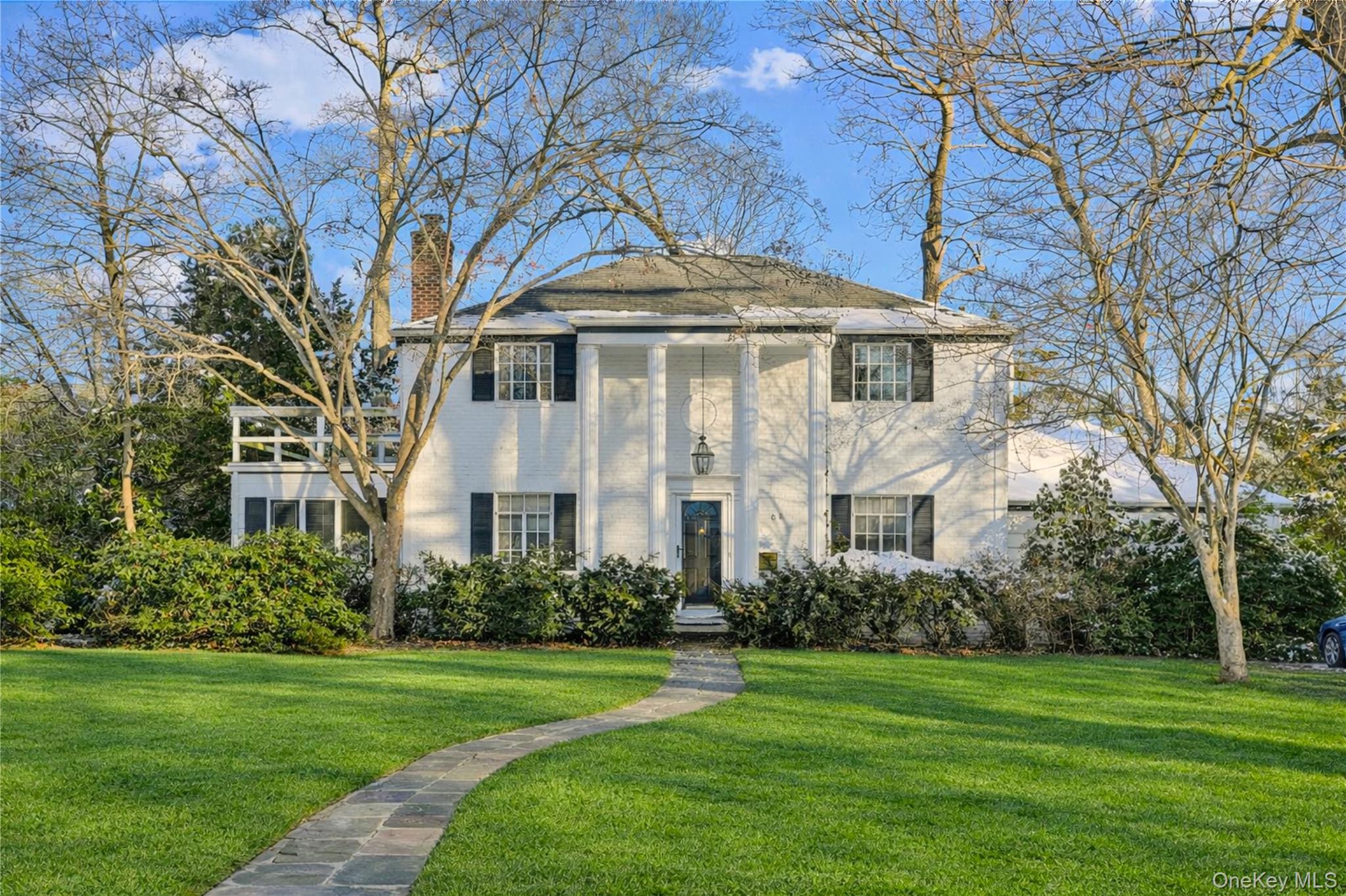 61 Squirrel Hill Road, East Hills, NY 11577