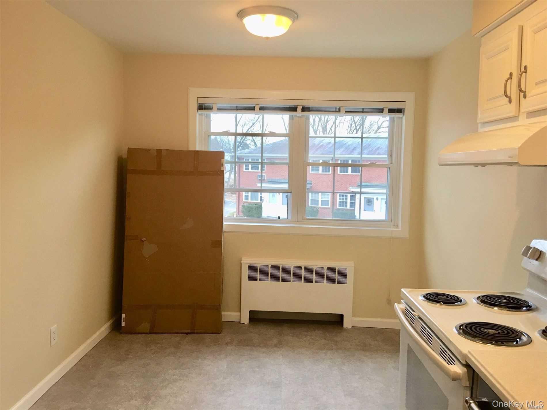 451 Main Street # #38 Upper Unit, Northport, NY 11768