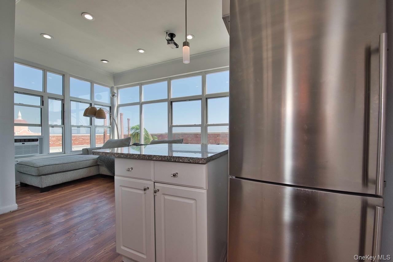 855 Broadway # PHA, Long Beach, NY 11561