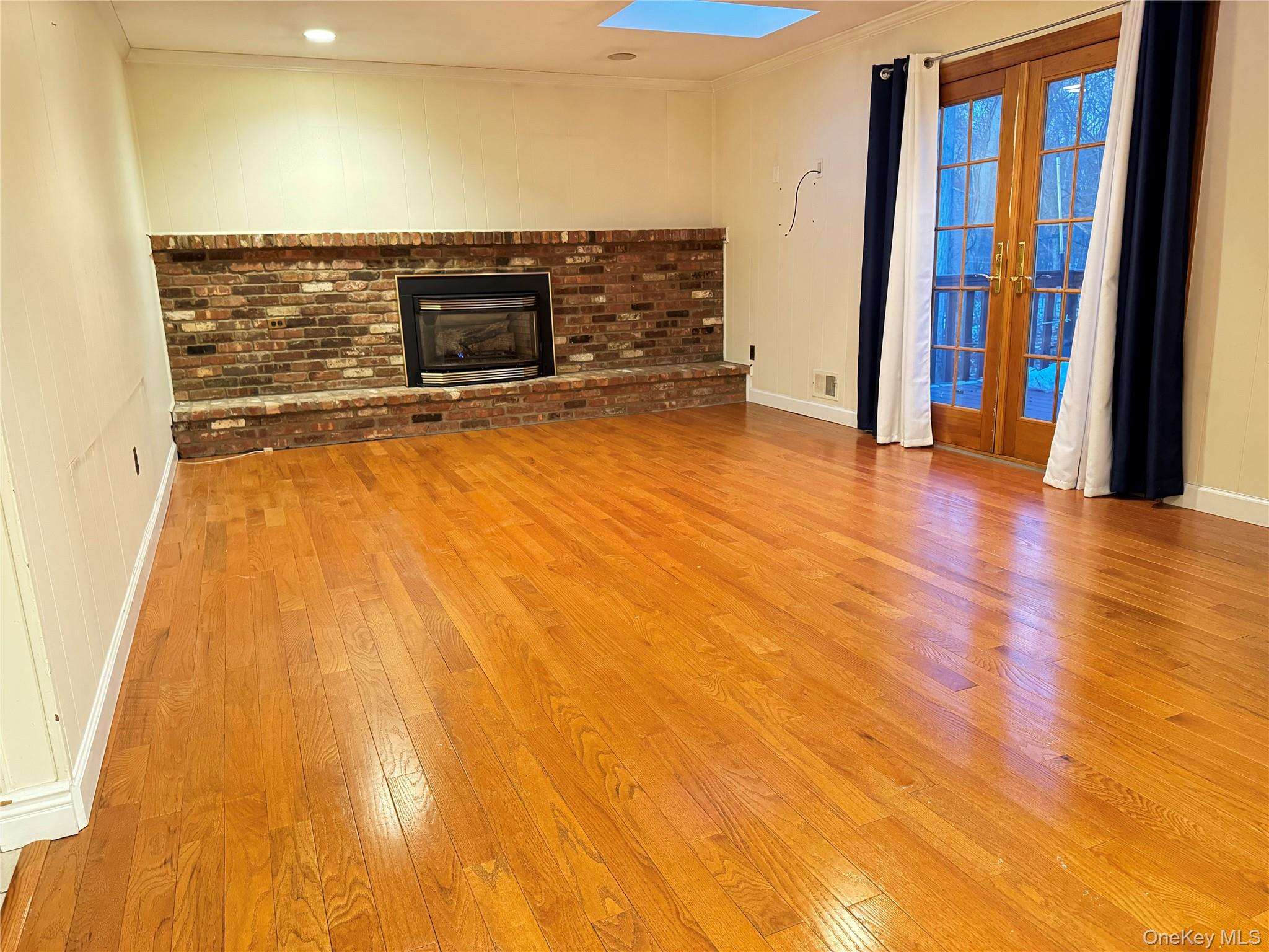 9 Glen Rose Court, West Nyack, NY 10994