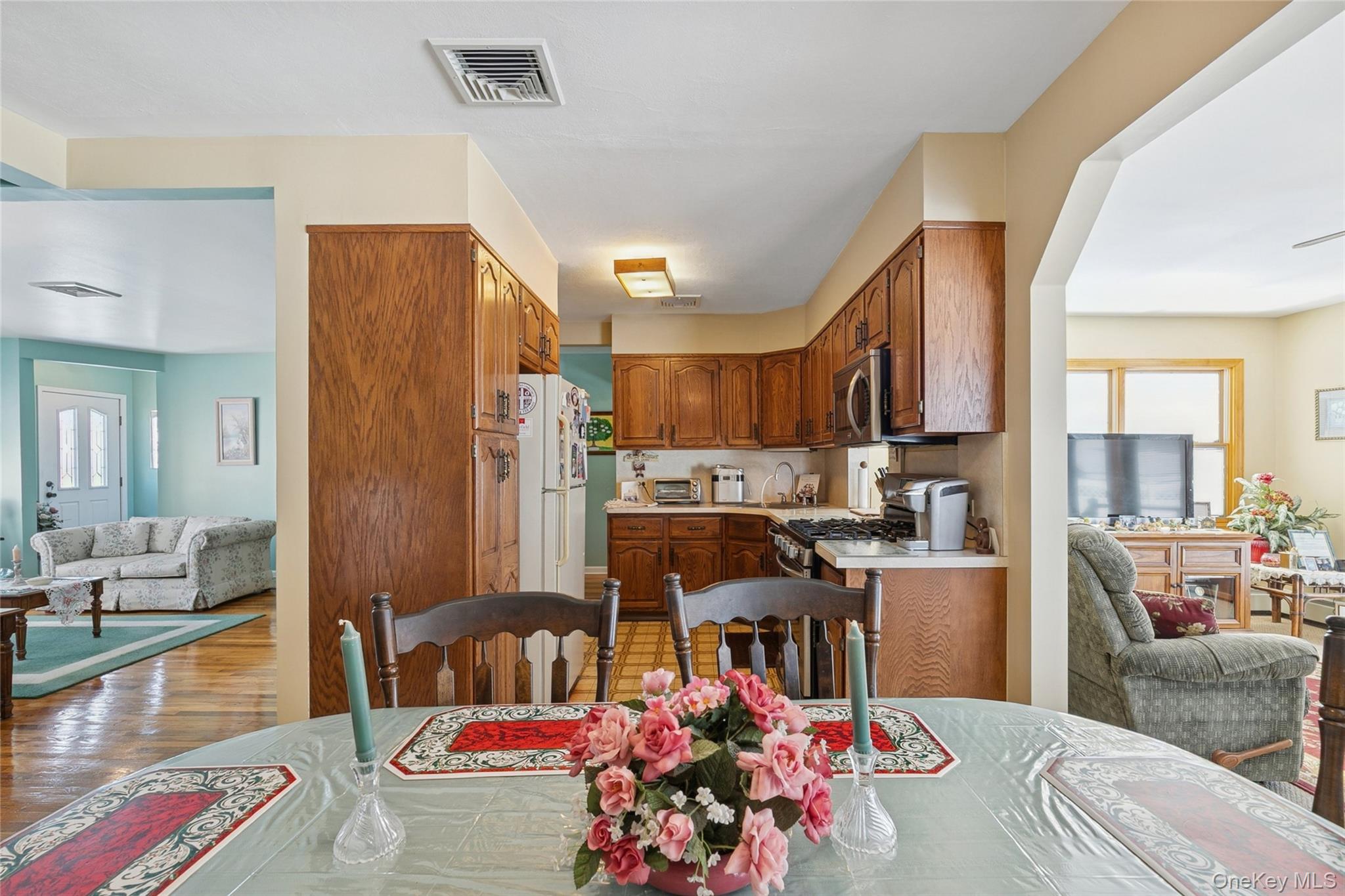 64 Dean Street, Hicksville, NY 11801