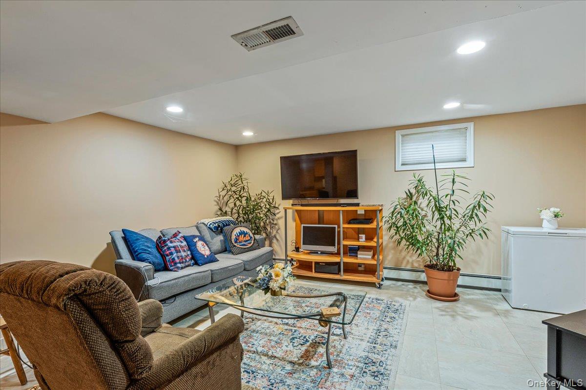 150-38 24th Avenue, Whitestone, NY 11357