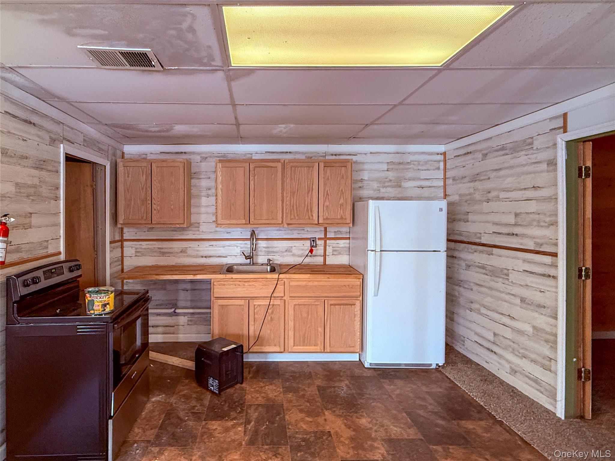 6 Church Street, Other, NY 12123