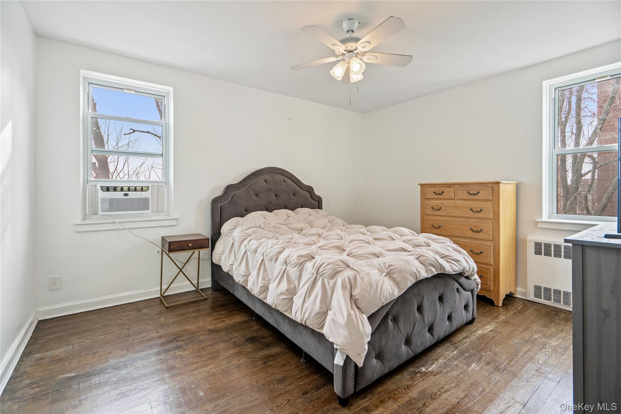 24 Mulford Place # 4B, Hempstead, NY 11550