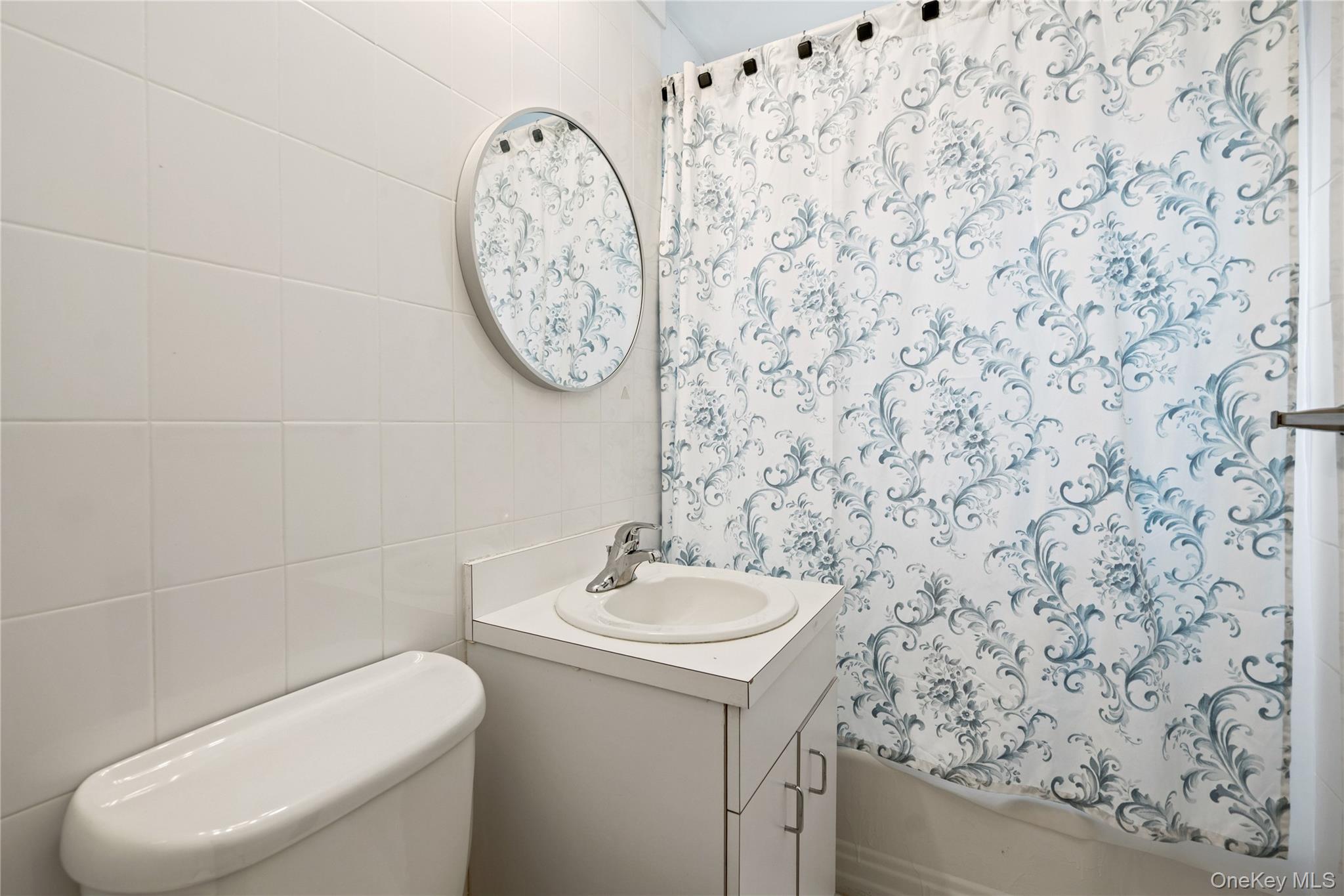 24 Mulford Place # 4B, Hempstead, NY 11550