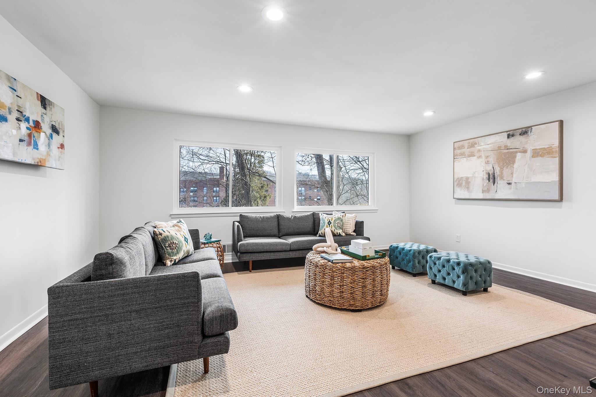 25 Barker Street # 406, Mount Kisco, NY 10549