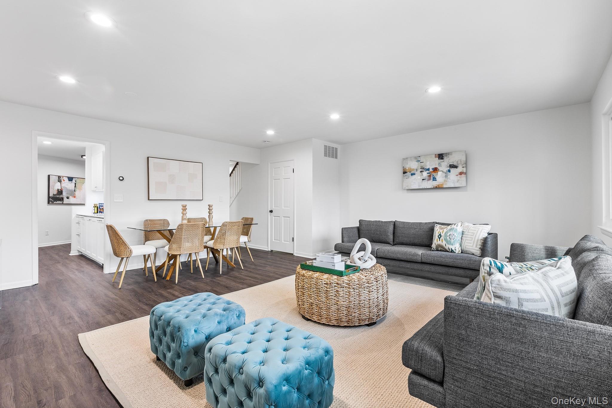 25 Barker Street # 406, Mount Kisco, NY 10549