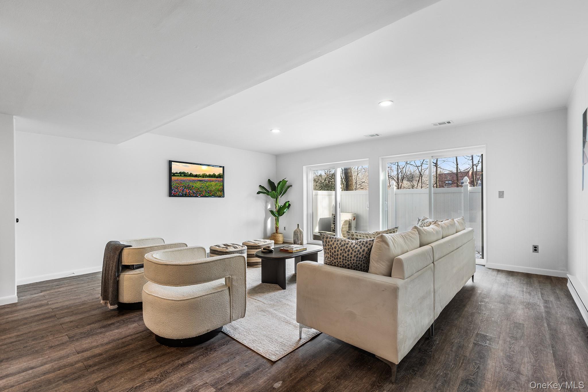 25 Barker Street # 406, Mount Kisco, NY 10549