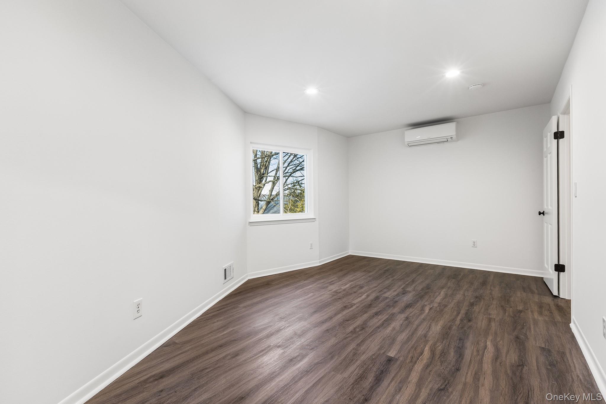 25 Barker Street # 406, Mount Kisco, NY 10549