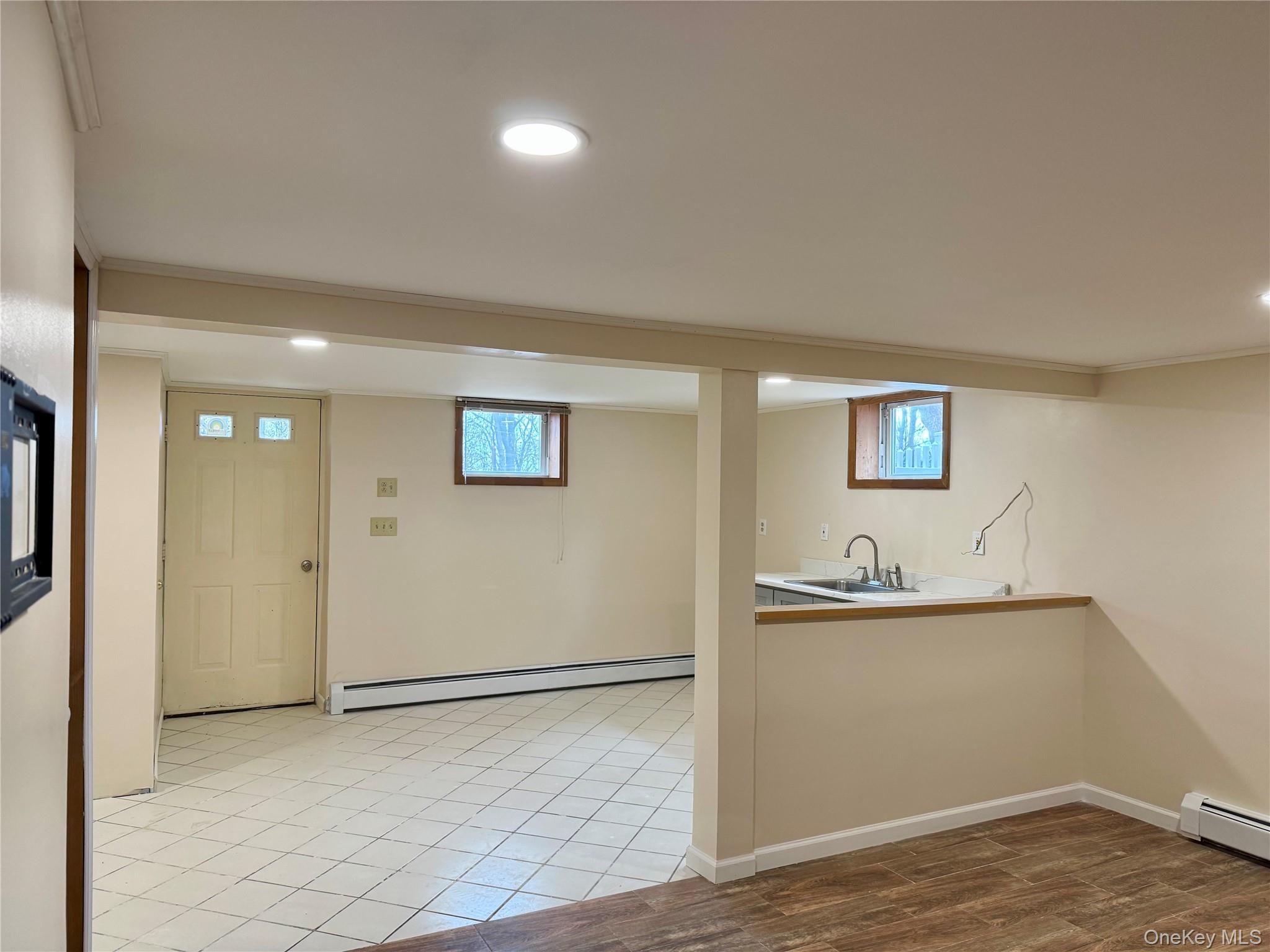 6 Barclay Road, New Windsor, NY 12553