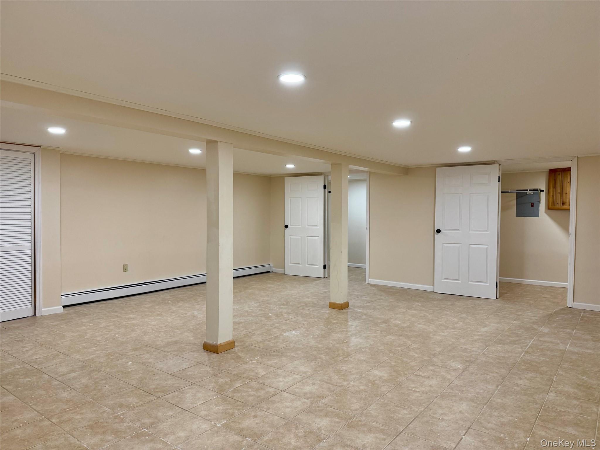 6 Barclay Road, New Windsor, NY 12553