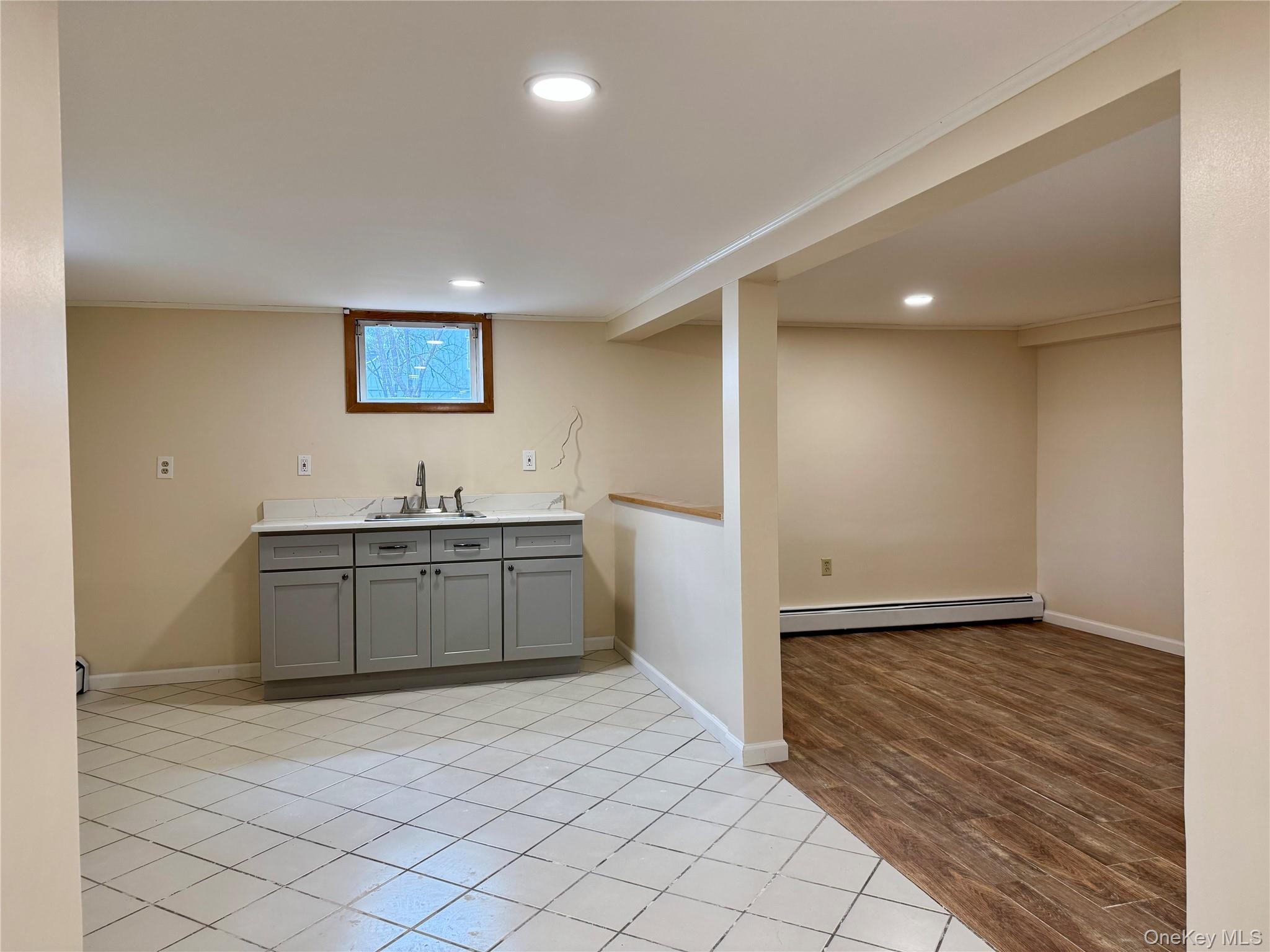 6 Barclay Road, New Windsor, NY 12553