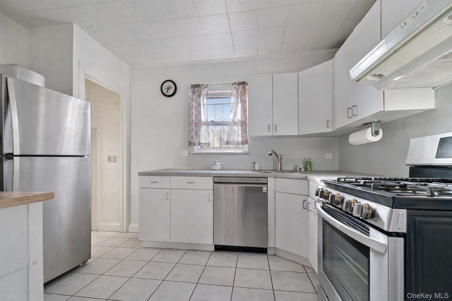 530 E 40th Street, Brooklyn, NY 11203