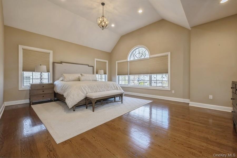 26 The Hemlocks, Roslyn Estates, NY 11576