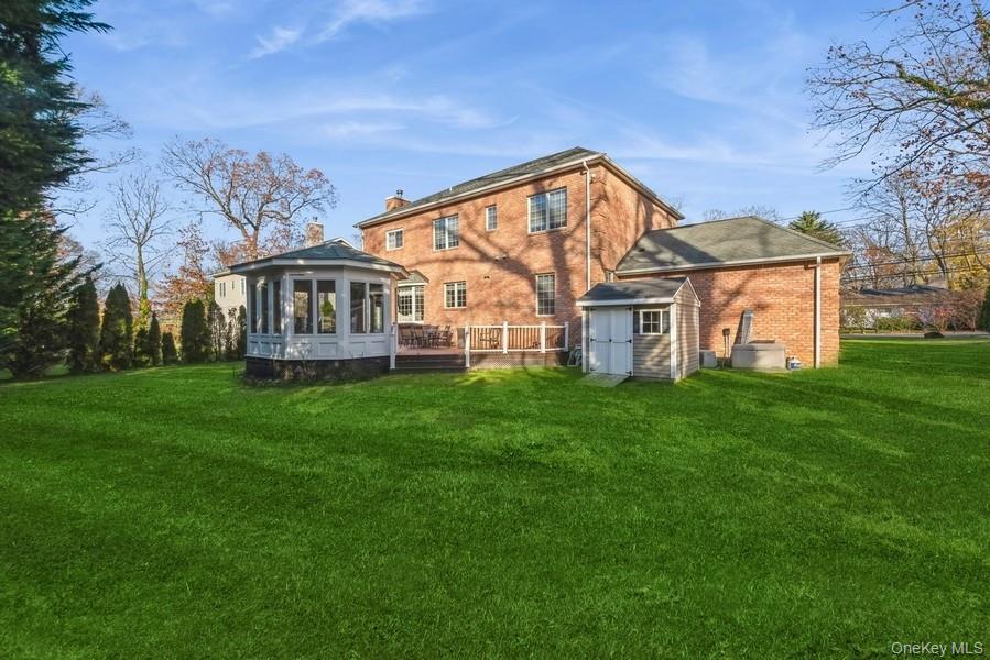 26 The Hemlocks, Roslyn Estates, NY 11576