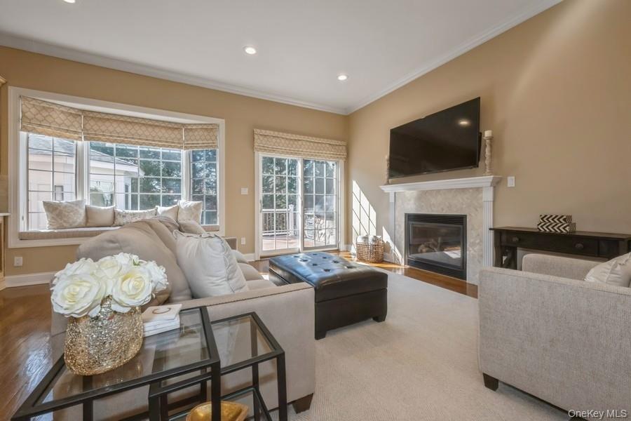 26 The Hemlocks, Roslyn Estates, NY 11576