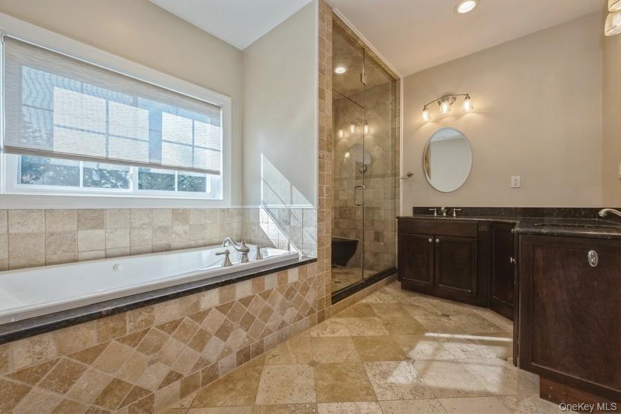 26 The Hemlocks, Roslyn Estates, NY 11576