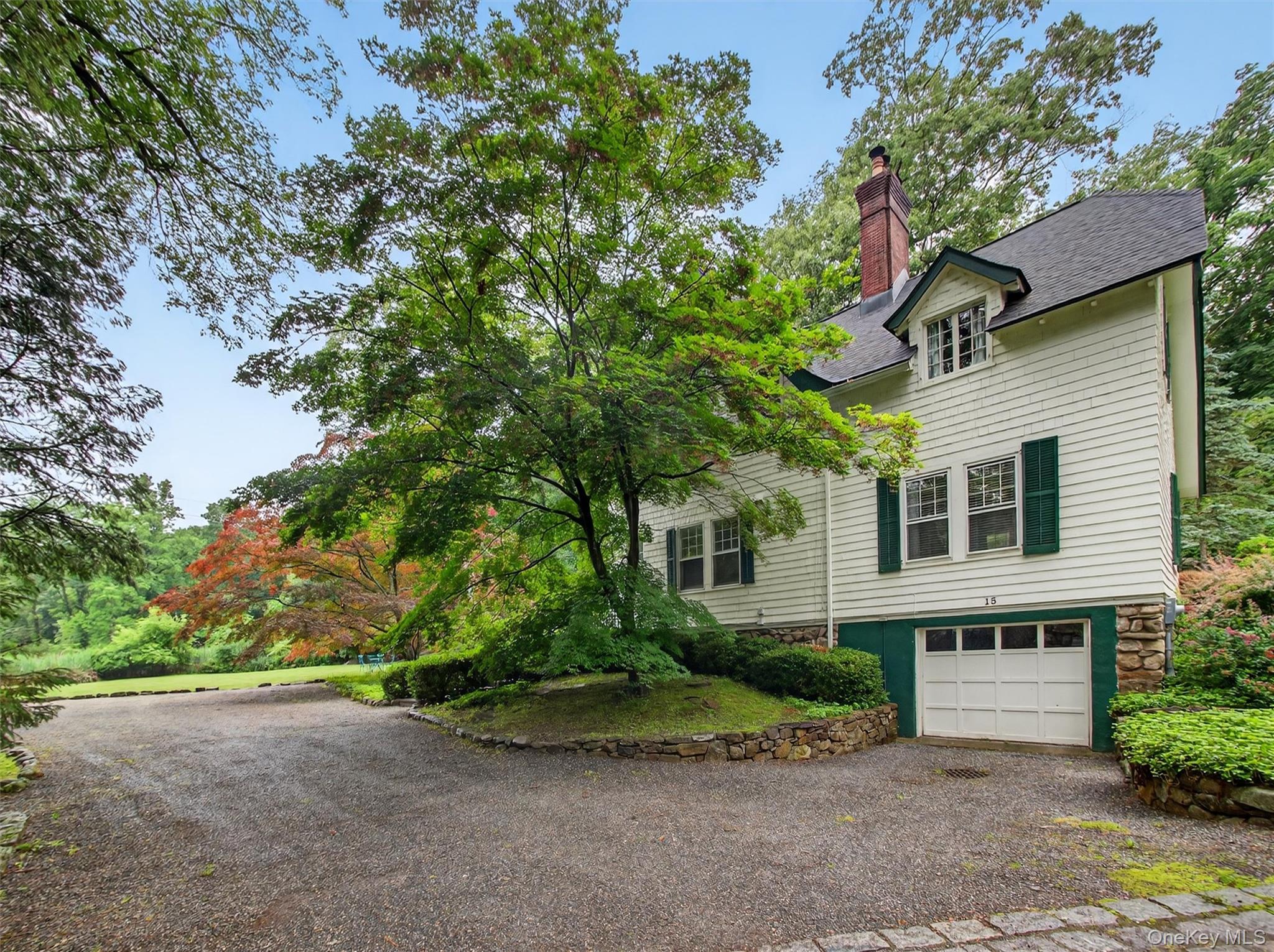 15 Ridge Road, Tuxedo Park, NY 10987