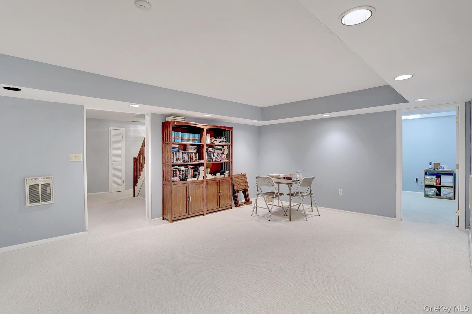 44 Washington Circle, New City, NY 10956