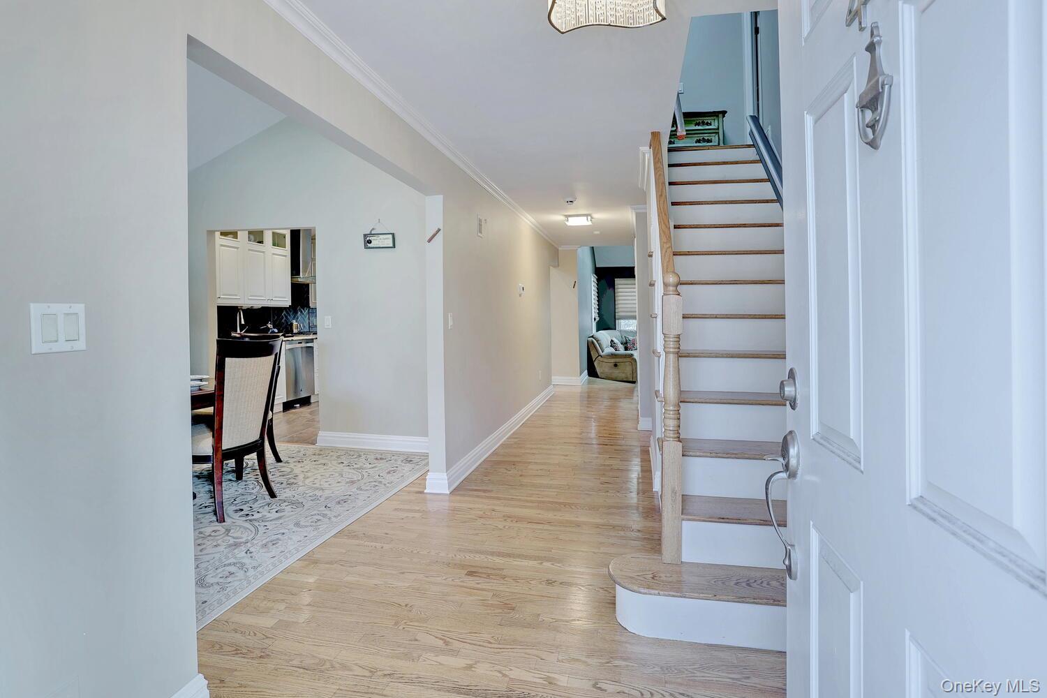 44 Washington Circle, New City, NY 10956