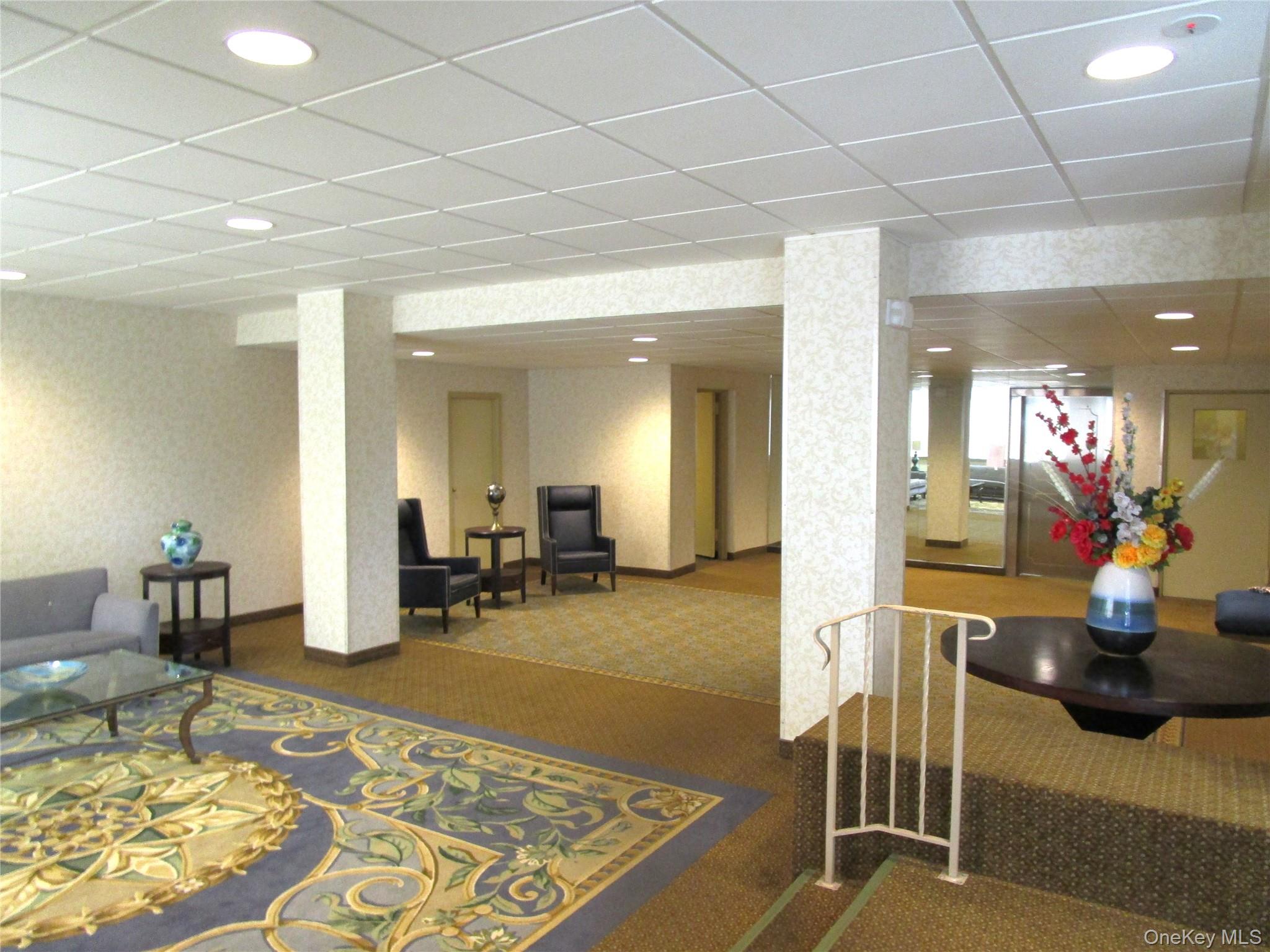 40 Daley Place # 227, Lynbrook, NY 11563