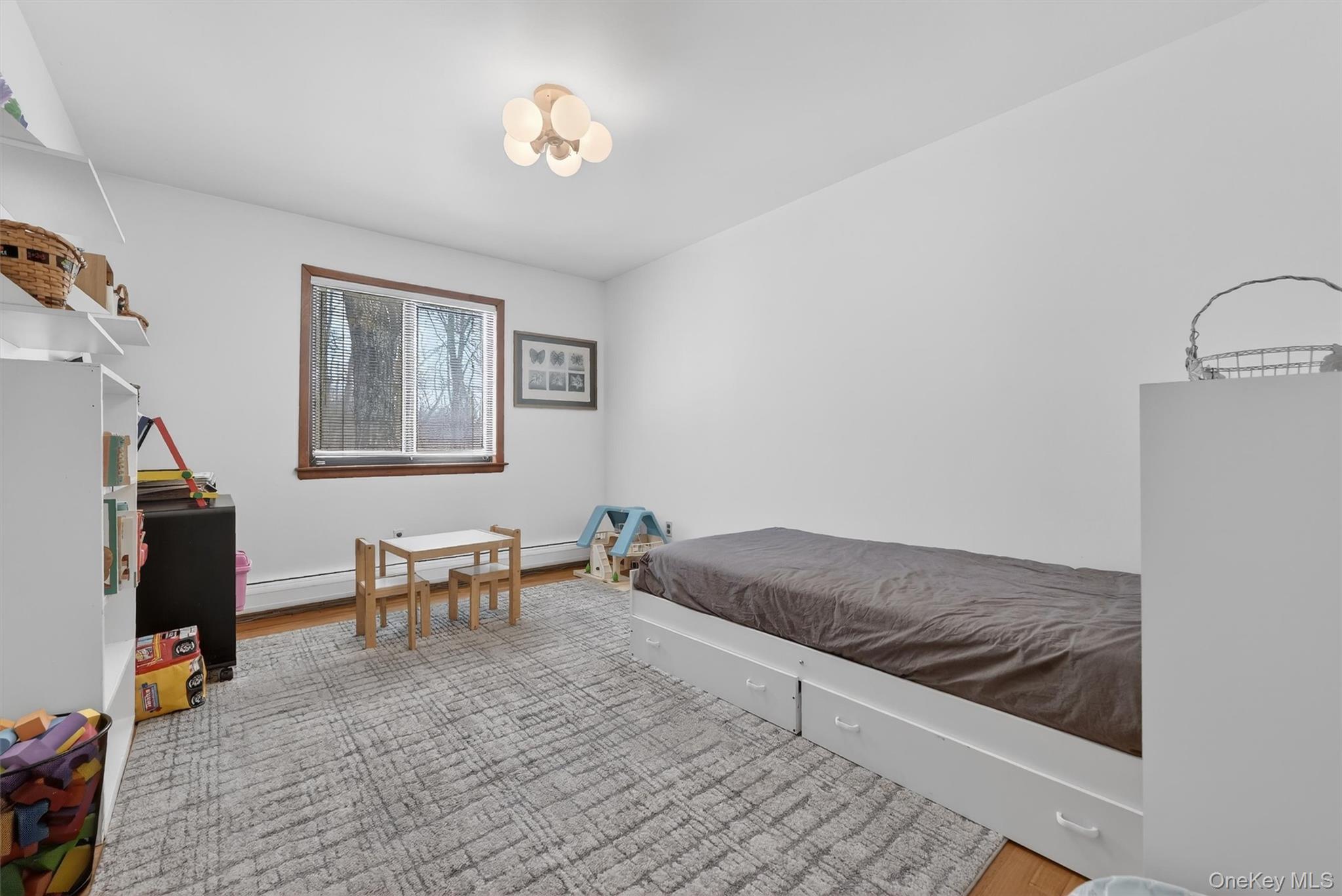 6 Pelham Court, Nanuet, NY 10954