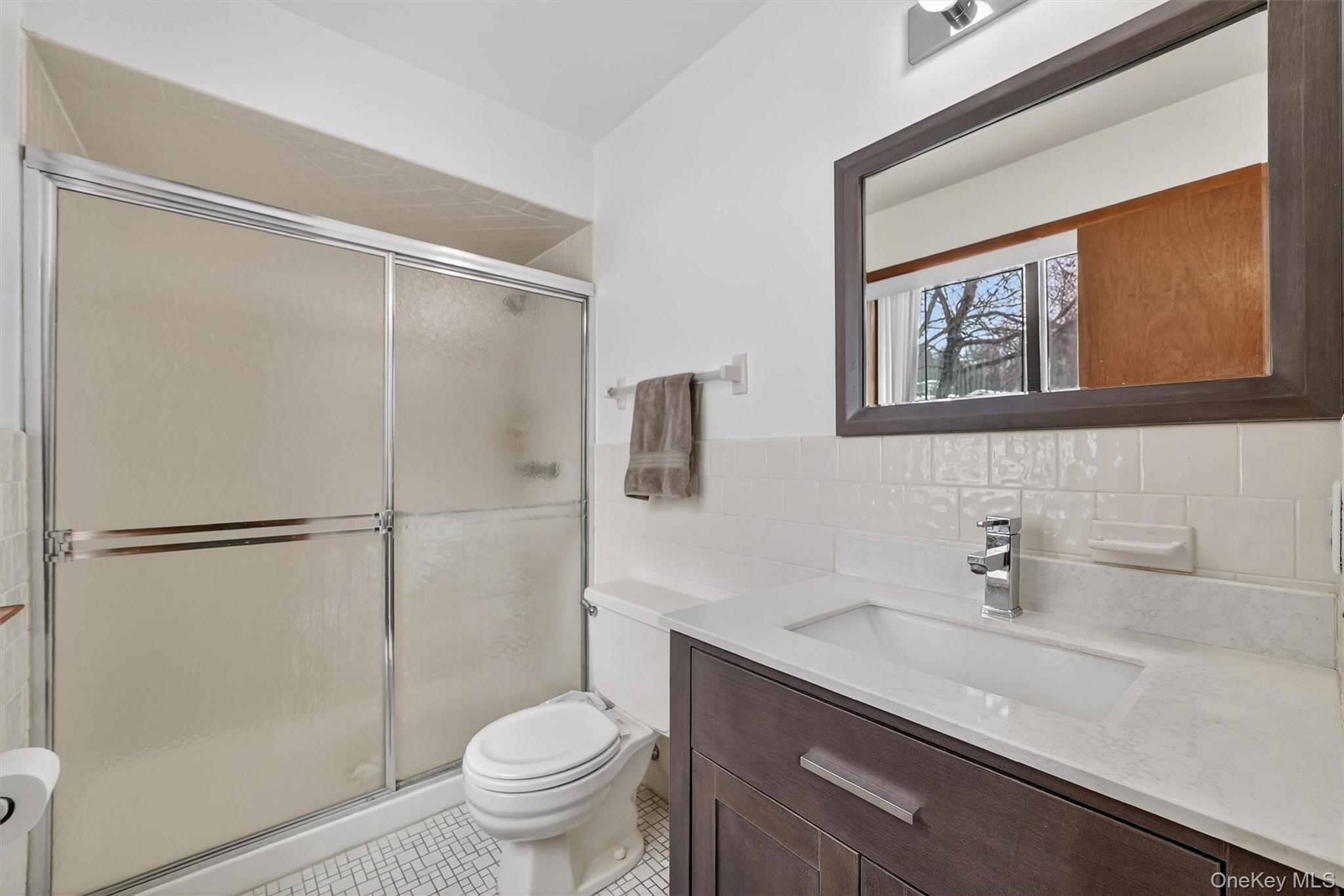 6 Pelham Court, Nanuet, NY 10954