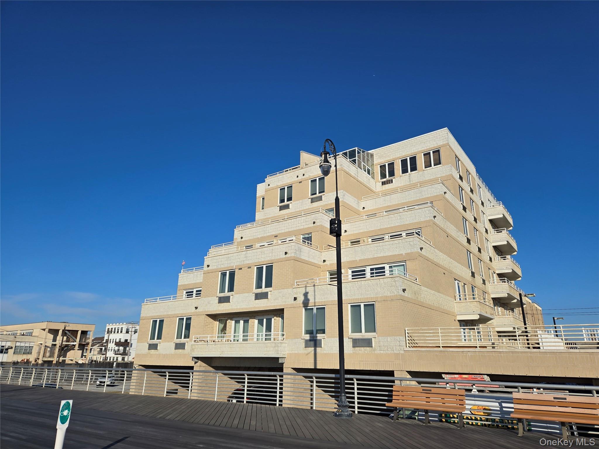 450 W Broadway # 1A, Long Beach, NY 11561