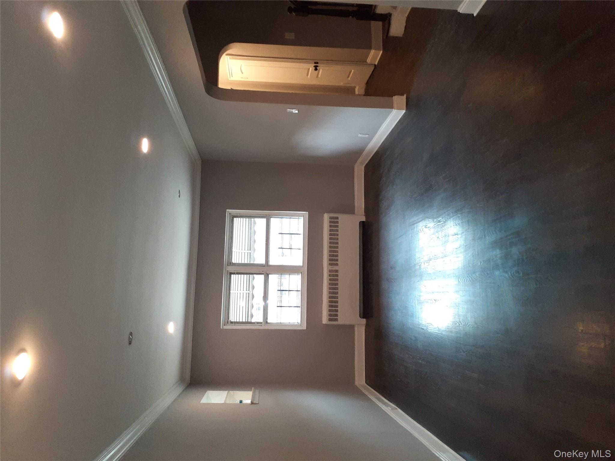 1042 E 233rd Street, Bronx, NY 10466