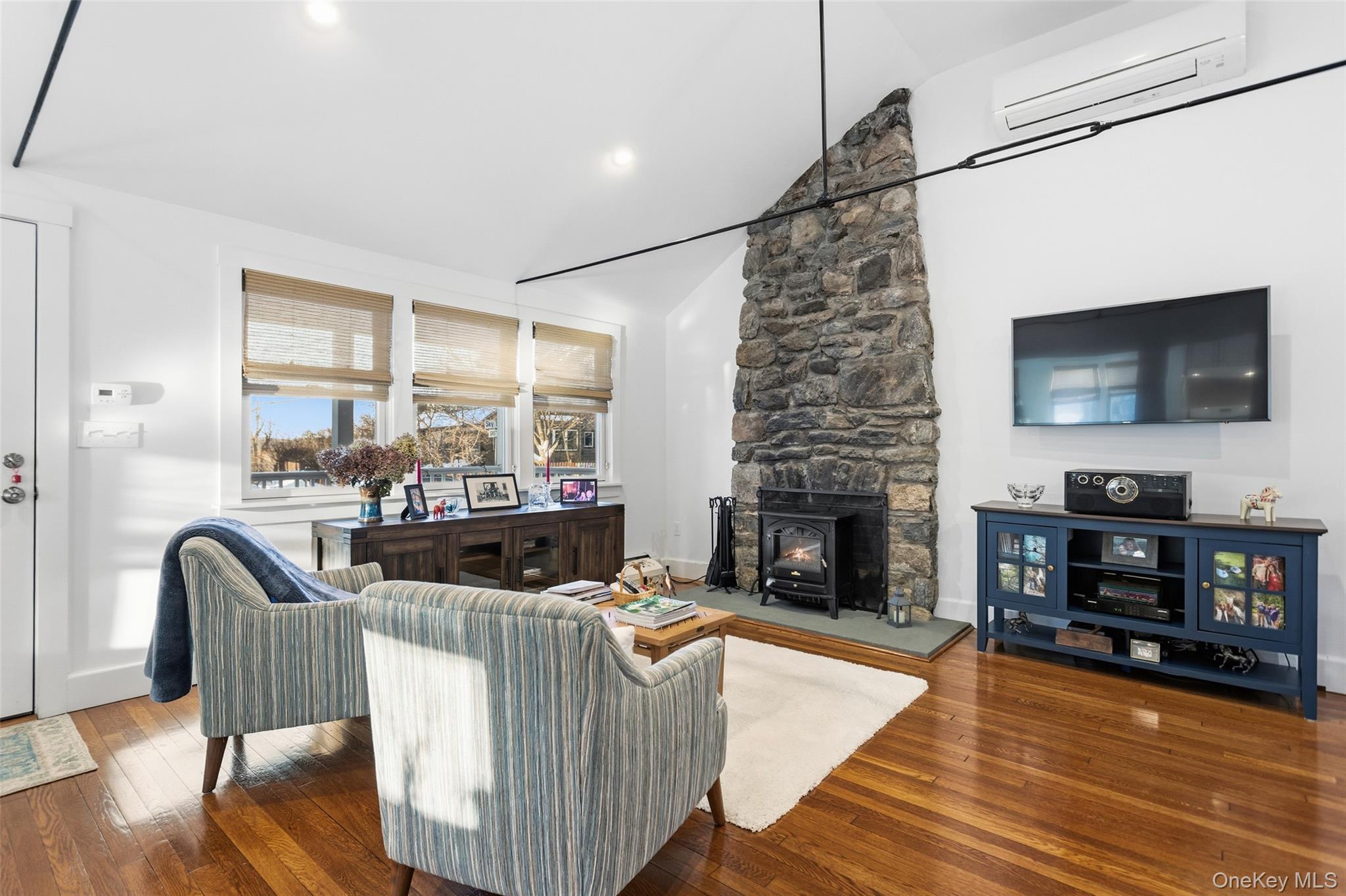 10 Skytop Drive, Katonah, NY 10536