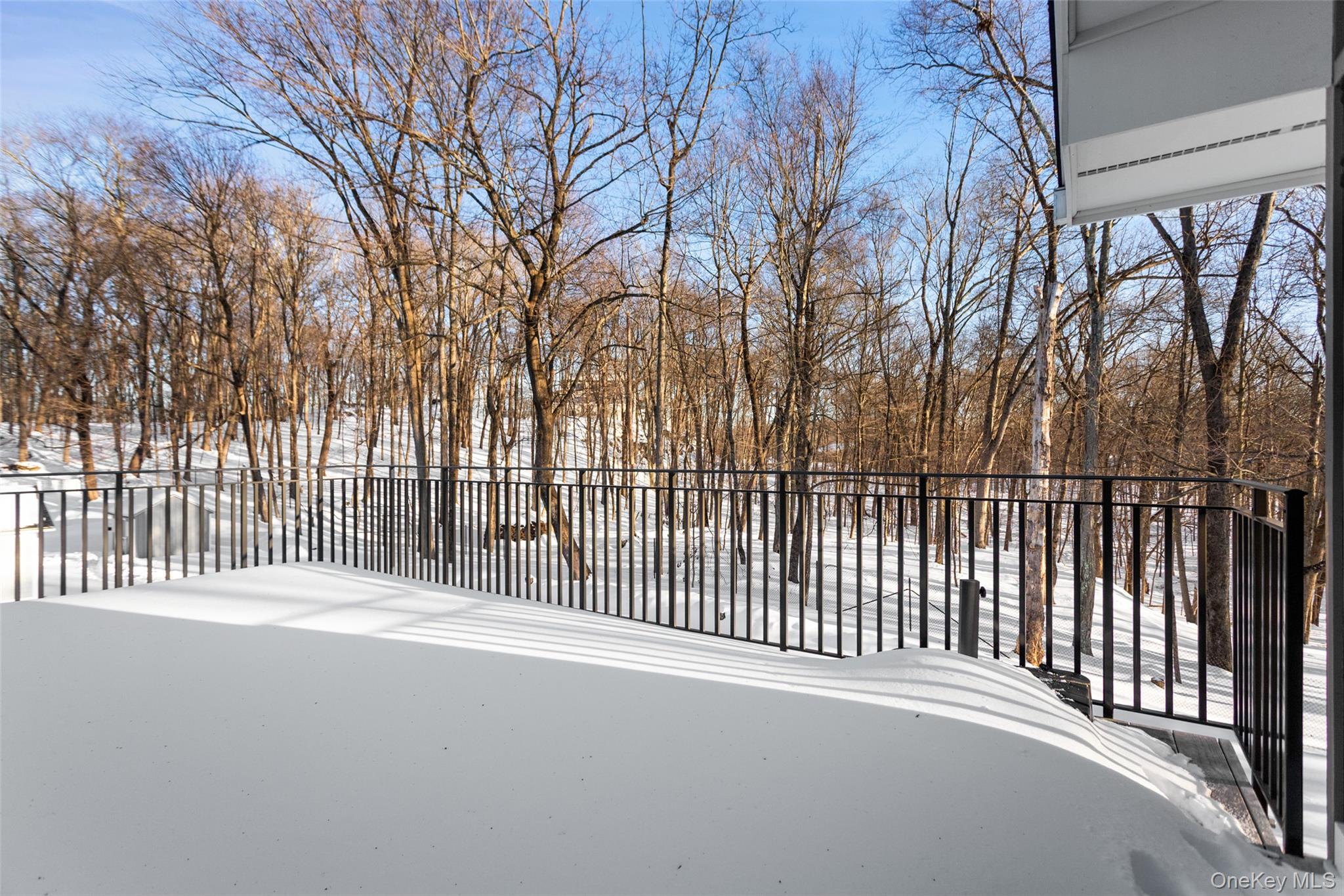 12 Skytop Drive, Katonah, NY 10536