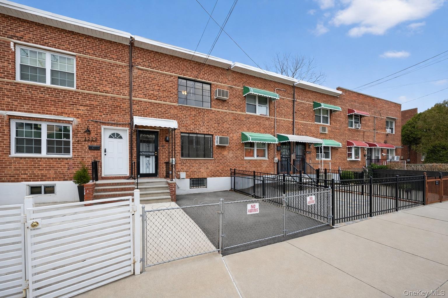 1231 E 223rd Street, Bronx, NY 10466