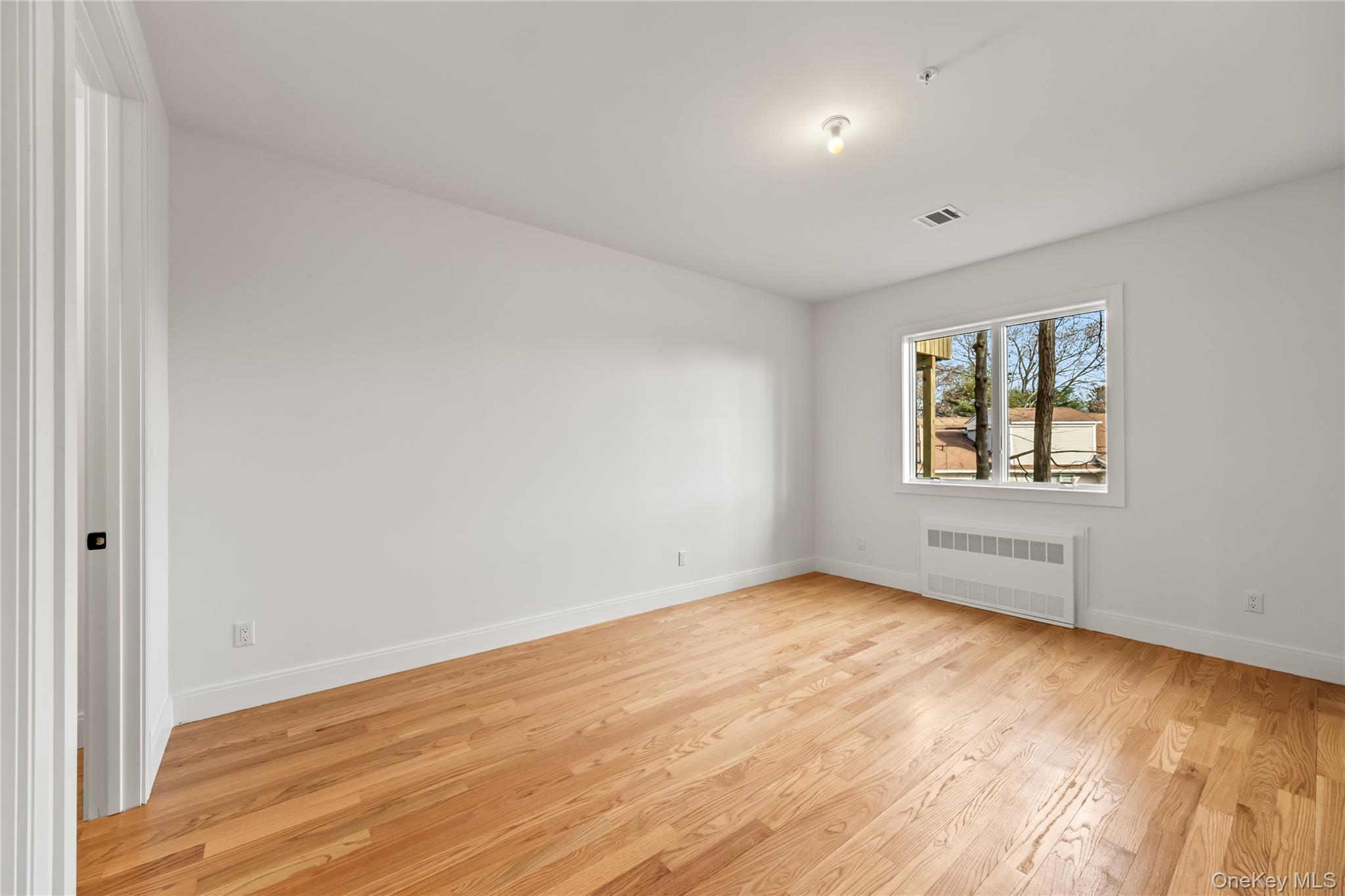 5 Jeffrey Place # 112, Monsey, NY 10952