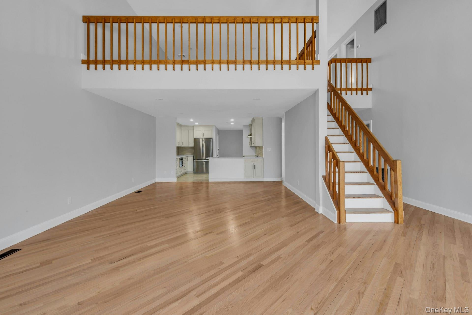 3 Willada Lane, Glen Cove, NY 11542