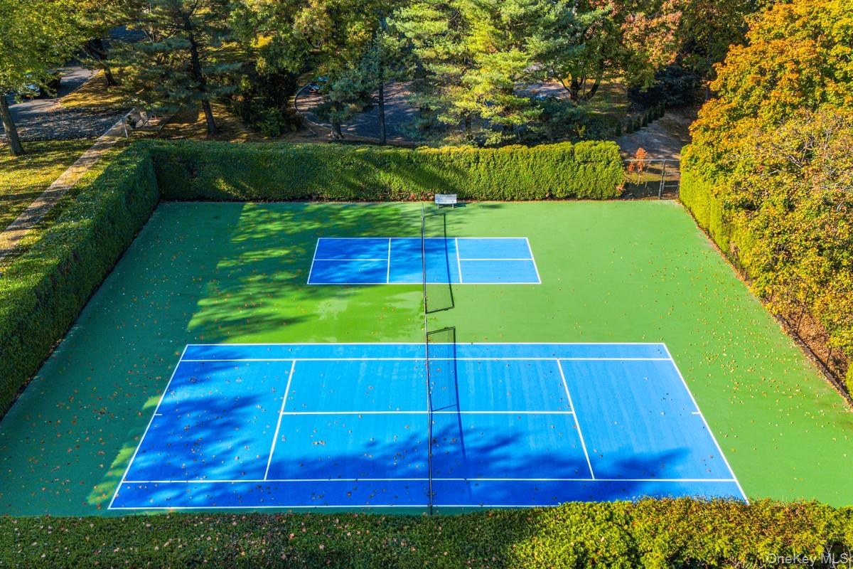 3 Willada Lane, Glen Cove, NY 11542