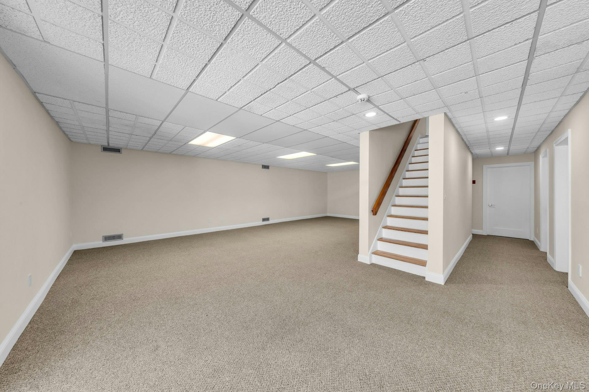 3 Willada Lane, Glen Cove, NY 11542