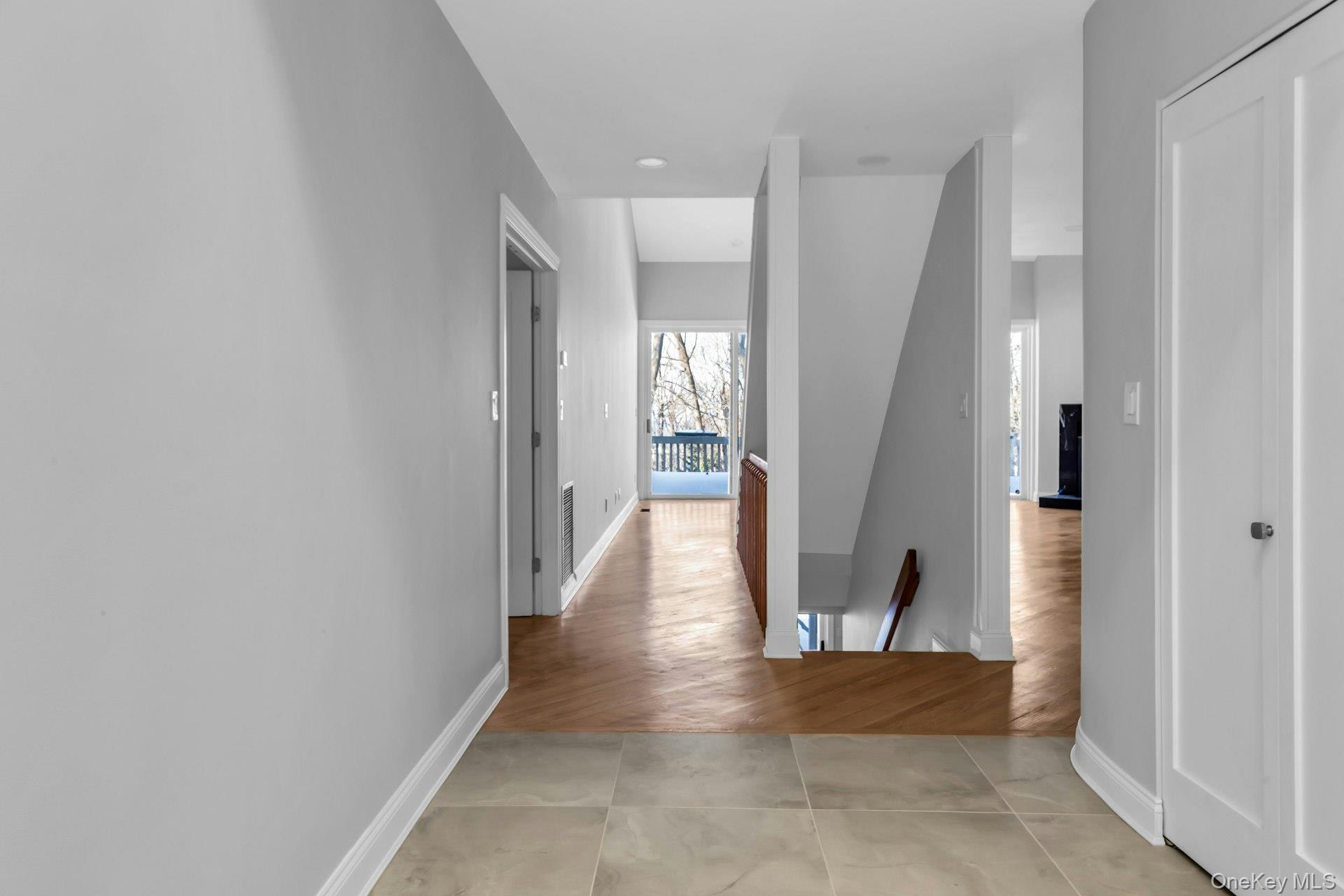 3 Willada Lane, Glen Cove, NY 11542