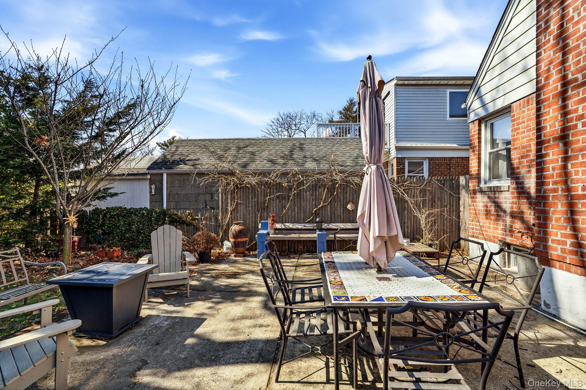 64 W Fenimore Street, Valley Stream, NY 11580