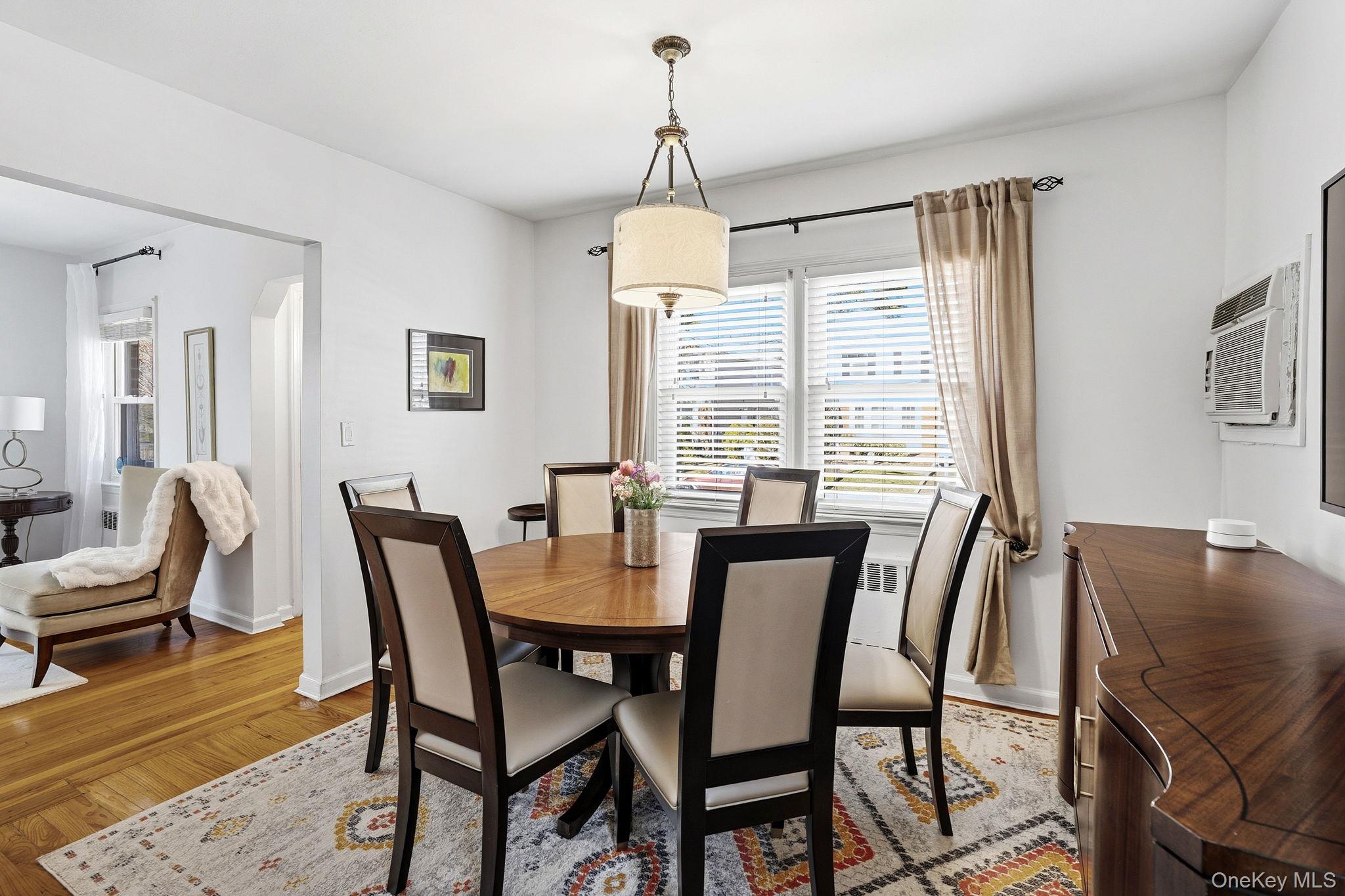 64 W Fenimore Street, Valley Stream, NY 11580