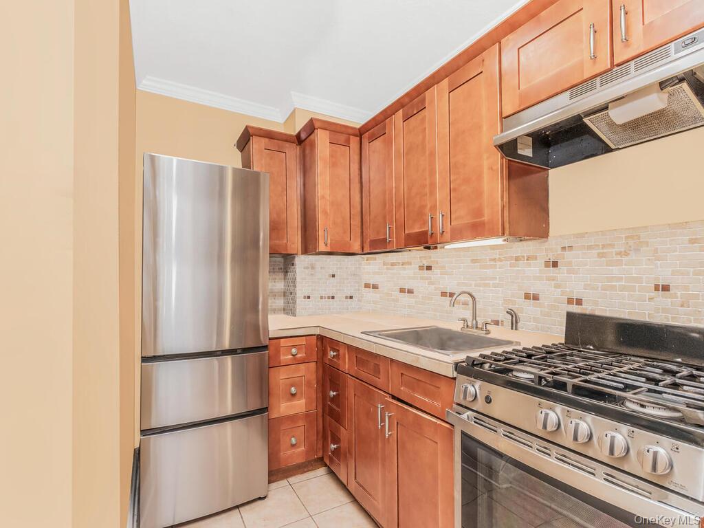 6535 Broadway # 2G, Bronx, NY 10471