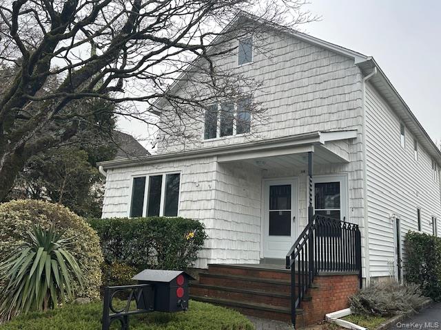 38 Avenue B # 1st Fl, Port Washington, NY 11050