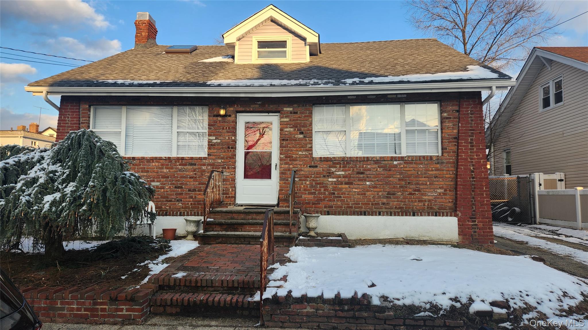 75 Ingraham Street, Hempstead, NY 11550