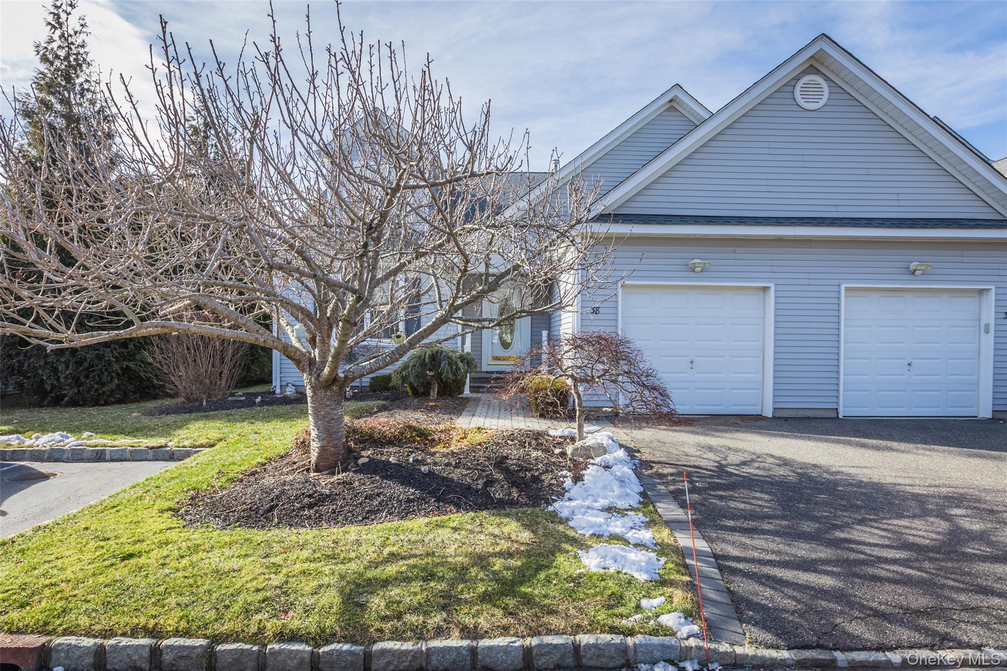 38 Gettysburg Drive, Port Jefferson Station, NY 11776