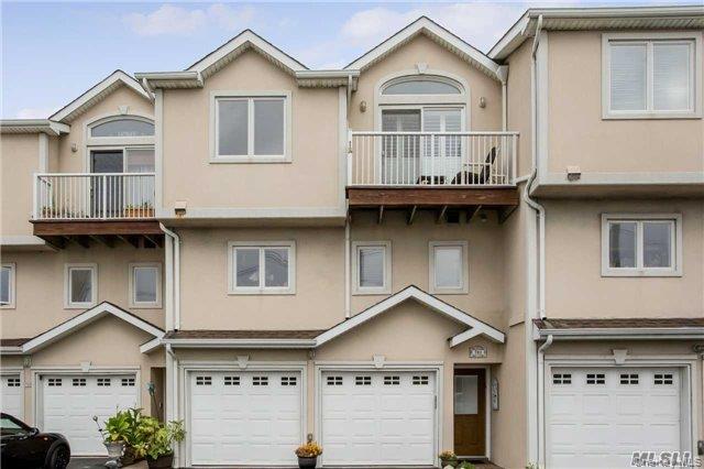 781 W Park Avenue, Long Beach, NY 11561