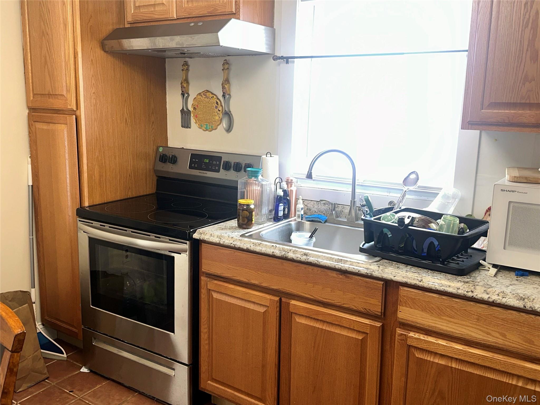 23 Hemlock Street, Wyandanch, NY 11798