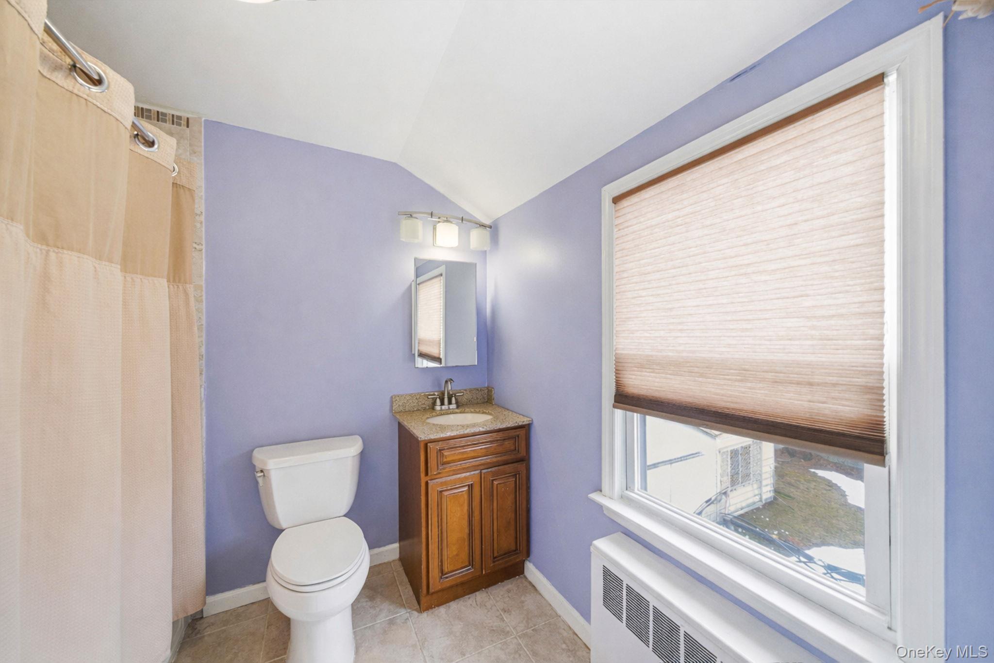 180 25th Street, Copiague, NY 11726