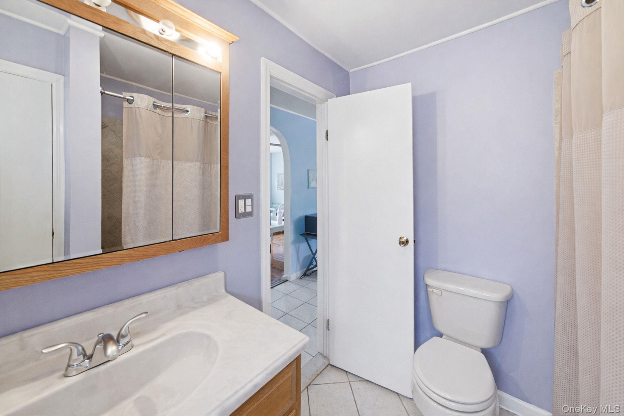 180 25th Street, Copiague, NY 11726