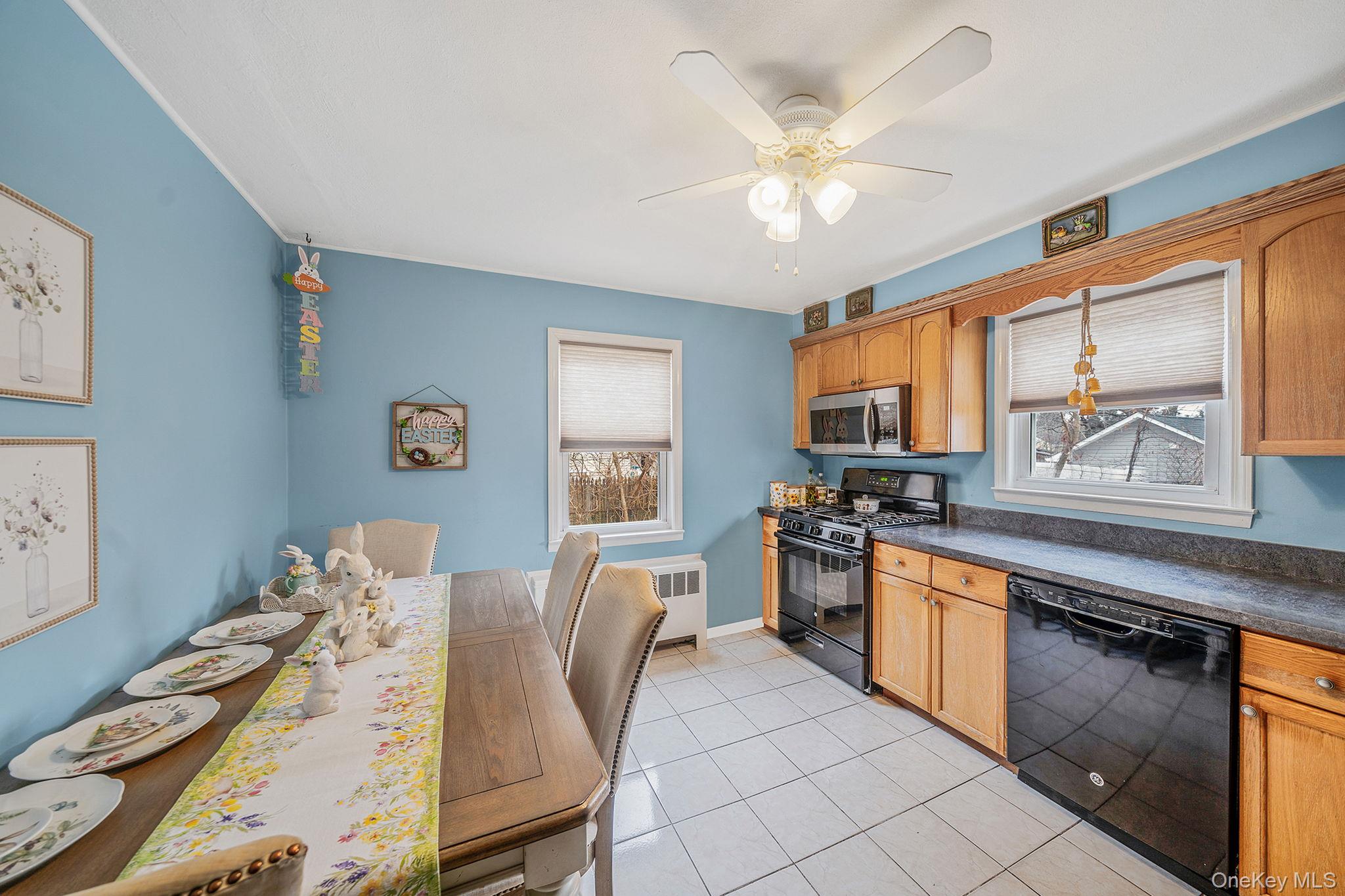 180 25th Street, Copiague, NY 11726